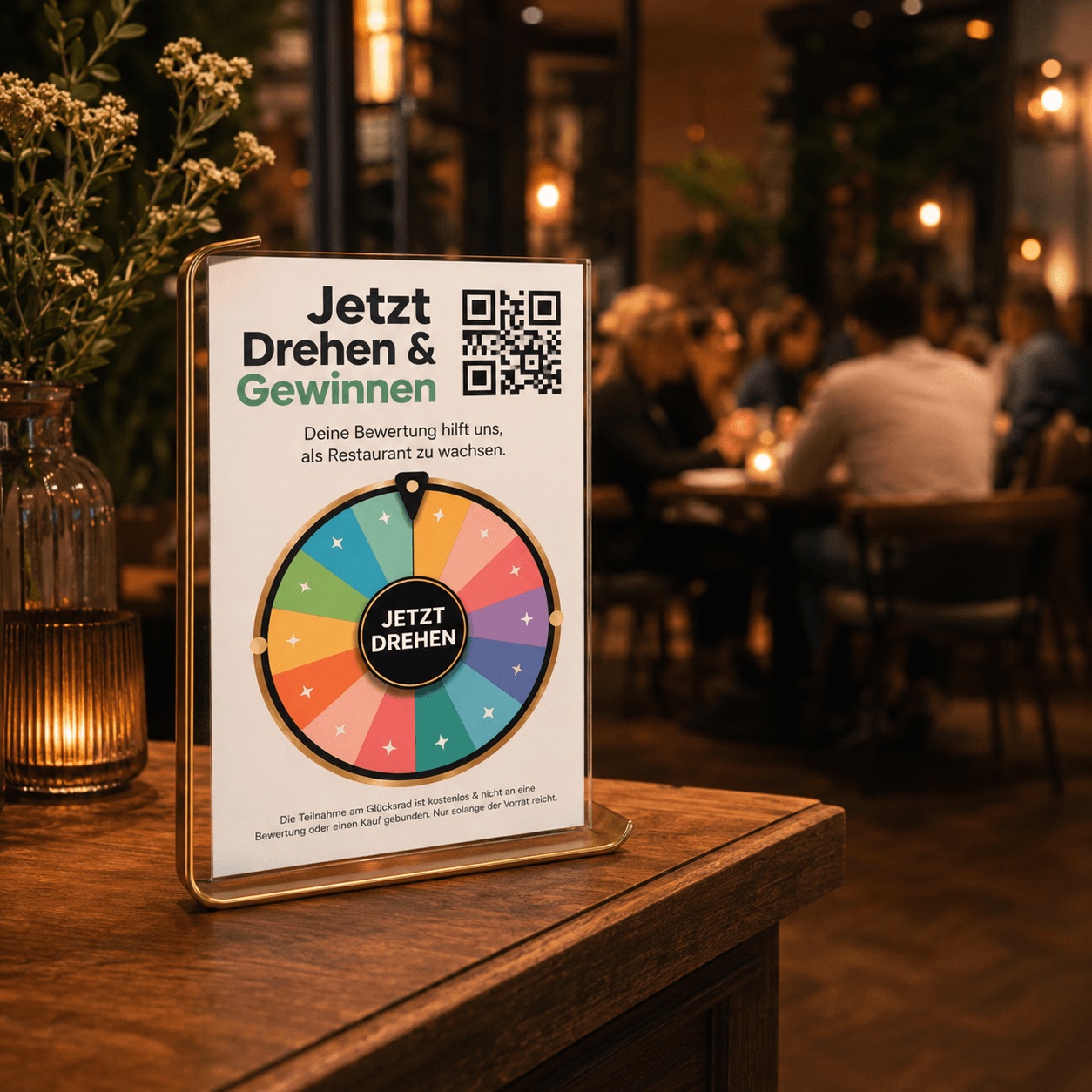 share the good QR-Aufsteller in einem Restaurant